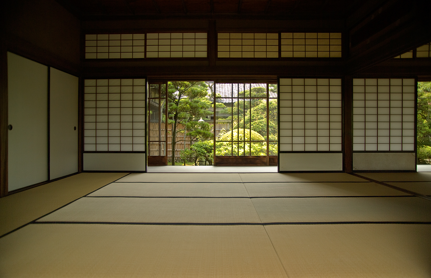 Takamatsu-Castle-Building-Interior-M3488